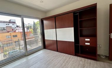 Departamento amplio con con balcón - 3 recamaras