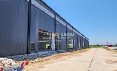 Nave en alquiler de 1379 m2, dentro de Centro Industrial Panamericana 25.