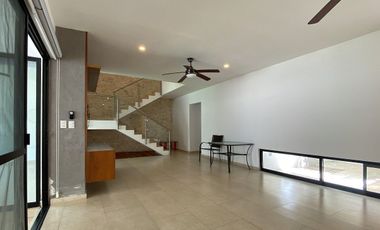 Casa en Renta en Privada Zelena, Conkal
