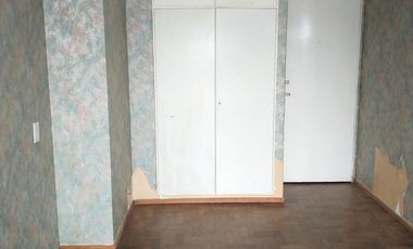 Departamento 1 ambiente en piso alto. San isidro