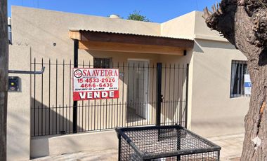 HERMOSA CASA REFACCIONADA A NUEVA EN HERMOSA ZONA DE BELLA VISTA!!