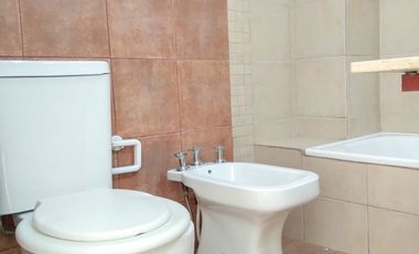 Alquiler Departamento de 2 ambientes con balcón al contrafrente