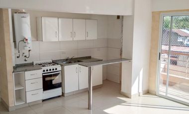 Alquiler Departamento de 2 ambientes con balcón al contrafrente