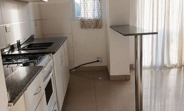 Alquiler Departamento de 2 ambientes con balcón al contrafrente