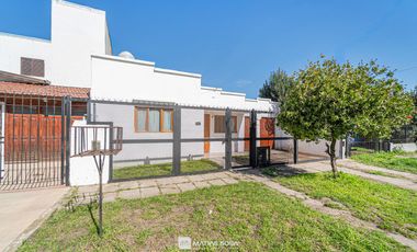 Venta - Casa 4 ambientes - Reciclada - Parque - El Progreso