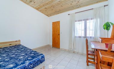Venta - Casa 4 ambientes - Reciclada - Parque - El Progreso