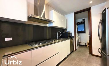 Arriendo Apartamento Amoblado de 149 m² con Balcón en Chico Reservado