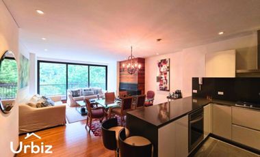 Arriendo Apartamento Amoblado de 149 m² con Balcón en Chico Reservado