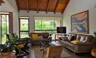 Venta casa campestre en Chinauta condominio exclusivo 1.510 m²