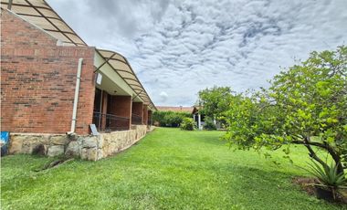 Venta casa campestre en Chinauta condominio exclusivo 1.510 m²