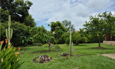 Venta casa campestre en Chinauta condominio exclusivo 1.510 m²