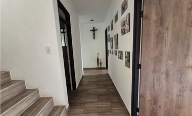 Venta casa campestre en Chinauta condominio exclusivo 1.510 m²