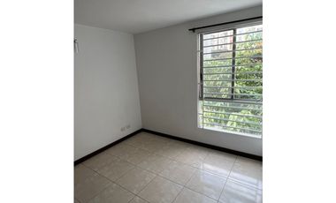 Apto en Venta en Los Naranjos | 3 Hab + Balcón + Parqueo | Jamundi