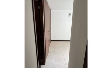 Apto en Venta en Los Naranjos | 3 Hab + Balcón + Parqueo | Jamundi