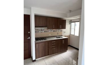 Apto en Venta en Los Naranjos | 3 Hab + Balcón + Parqueo | Jamundi