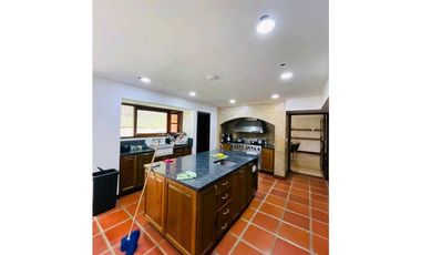 CASA CAMPESTRE EN VENTA EL POBLADO SECTOR LA CALERA (T)