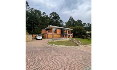 CASA CAMPESTRE EN VENTA EL POBLADO SECTOR LA CALERA (T)