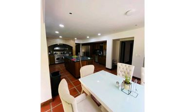 CASA CAMPESTRE EN VENTA EL POBLADO SECTOR LA CALERA (T)