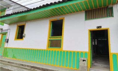 ARRIENDO CASA PARA USO COMERCIAL EN SALENTO QUINDIO