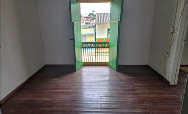 ARRIENDO CASA PARA USO COMERCIAL EN SALENTO QUINDIO