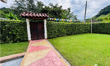 Venta de Propiedad Campestre: Finca de Recreo La Casona