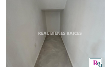 Casa Medianera en Unidad Cerrada