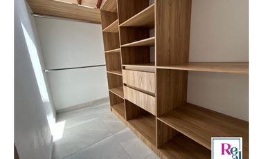 Casa Medianera en Unidad Cerrada