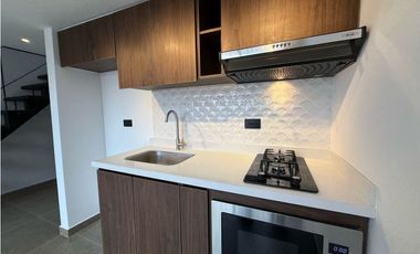 APARTAESTUDIO DÚPLEX EN VENTA – EDIFICIO THEC - JUANAMBU - CENTENARIO
