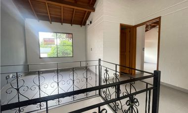 ALQUILO ESPECTACULAR CASA EN CONDOMINIO MACONDO CERRITO PEREIRA FQ