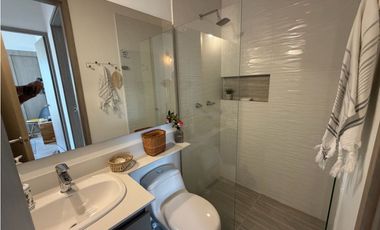 SE VENDE APARTAMENTO EN LA CEJA SECTOR TAMBO 5To PISO ASCENSOR PAR QU