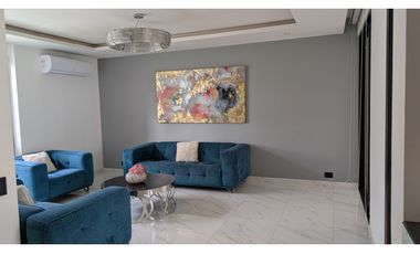 En venta casa de 5 habitaciones urb. Altos de Manta Beach