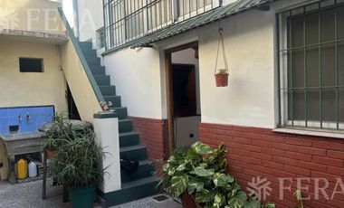 Alquiler de PH 3 ambientes con terraza en Villa Dominico