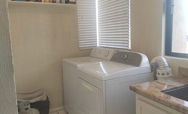 Departamento en Renta Frente al Mar a 4 Minutos del Centro de Rosarito