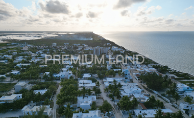 Casa en venta en segunda fila en la playa de Chicxulub, Progreso, Yucatán