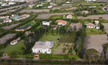 Terreno 240 m² en Condominio El Polo I Etapa – cerca a Asia