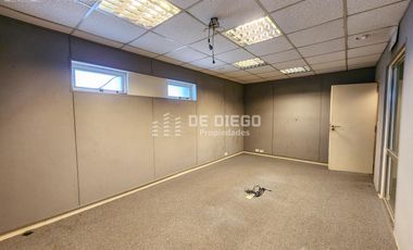 En Venta edificio apto uso profesional oficinas / consultorios, con cocheras, Beccar San Isidro