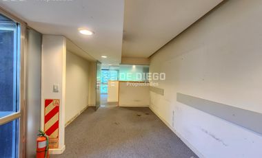 En Venta edificio apto uso profesional oficinas / consultorios, con cocheras, Beccar San Isidro