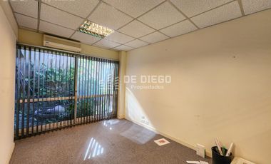 En Venta edificio apto uso profesional oficinas / consultorios, con cocheras, Beccar San Isidro