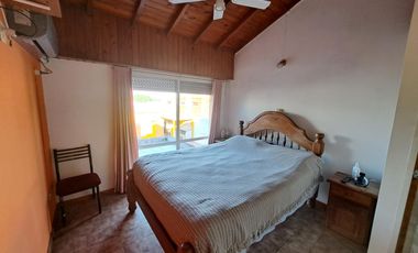 Casa de 3 dormitorios patio con pileta, quincho y cochera en  la cuidad de Diamante - Entre Rios