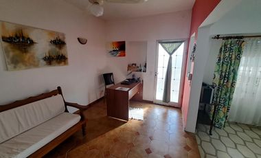 Casa de 3 dormitorios patio con pileta, quincho y cochera en  la cuidad de Diamante - Entre Rios