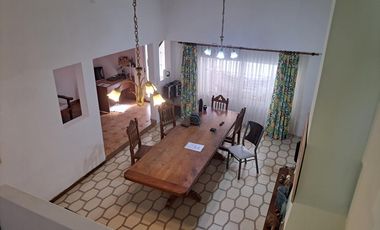 Casa de 3 dormitorios patio con pileta, quincho y cochera en  la cuidad de Diamante - Entre Rios