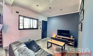 DEPARTAMENTO EN PH PLANTA ALTA TIPO LOFT 3 AMBIENTES CON TERRAZA PROPIA AL FRENTE