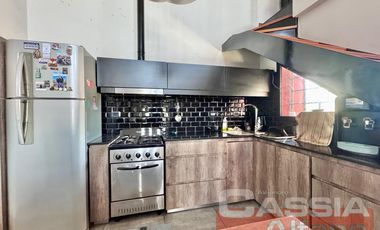 DEPARTAMENTO EN PH PLANTA ALTA TIPO LOFT 3 AMBIENTES CON TERRAZA PROPIA AL FRENTE