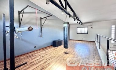 DEPARTAMENTO EN PH PLANTA ALTA TIPO LOFT 3 AMBIENTES CON TERRAZA PROPIA AL FRENTE