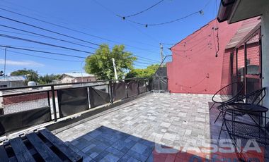 DEPARTAMENTO EN PH PLANTA ALTA TIPO LOFT 3 AMBIENTES CON TERRAZA PROPIA AL FRENTE