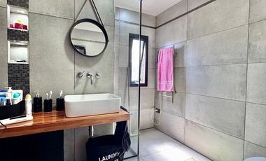 DEPARTAMENTO EN PH PLANTA ALTA TIPO LOFT 3 AMBIENTES CON TERRAZA PROPIA AL FRENTE