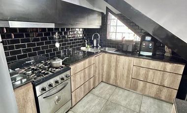 DEPARTAMENTO EN PH PLANTA ALTA TIPO LOFT 3 AMBIENTES CON TERRAZA PROPIA AL FRENTE