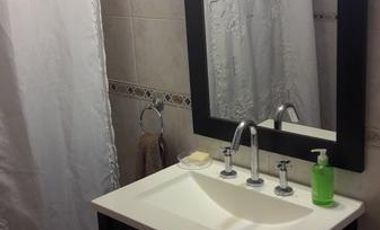 VENTA CASA 6 AMBIENTES EN PEDERNERA 1700 - VILLA ADELINA