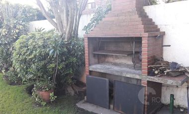 VENTA CASA 6 AMBIENTES EN PEDERNERA 1700 - VILLA ADELINA