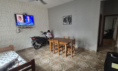 Venta casa para dos familias en Villa Dominico